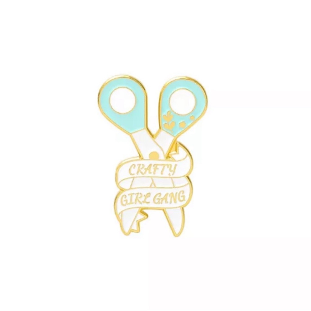 New scissor craft crafty brooch